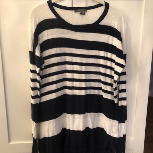 Vince Navy & White Stripe Lightweight Sweater-Size M Designer Women - Picture 1 of 9